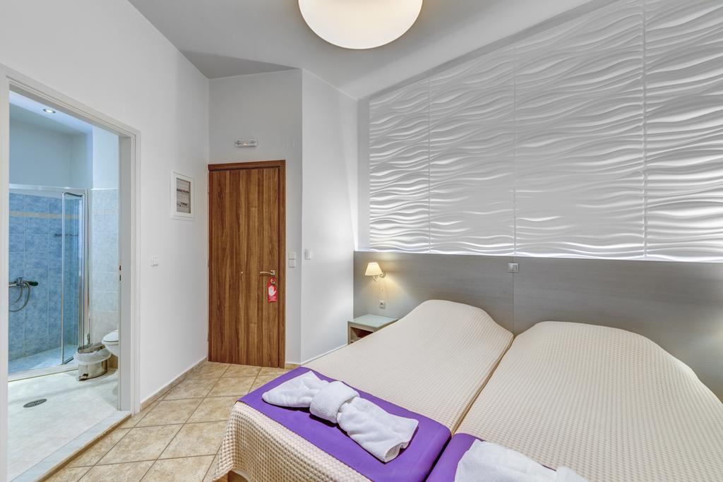Ethrion Otel Ermoupoli Dış mekan fotoğraf
