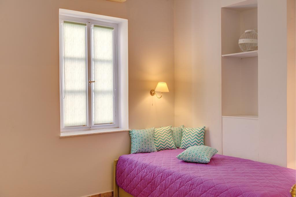 Ethrion Otel Ermoupoli Dış mekan fotoğraf