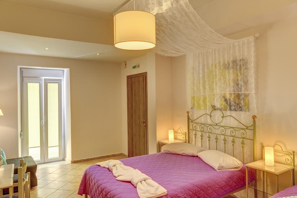 Ethrion Otel Ermoupoli Dış mekan fotoğraf