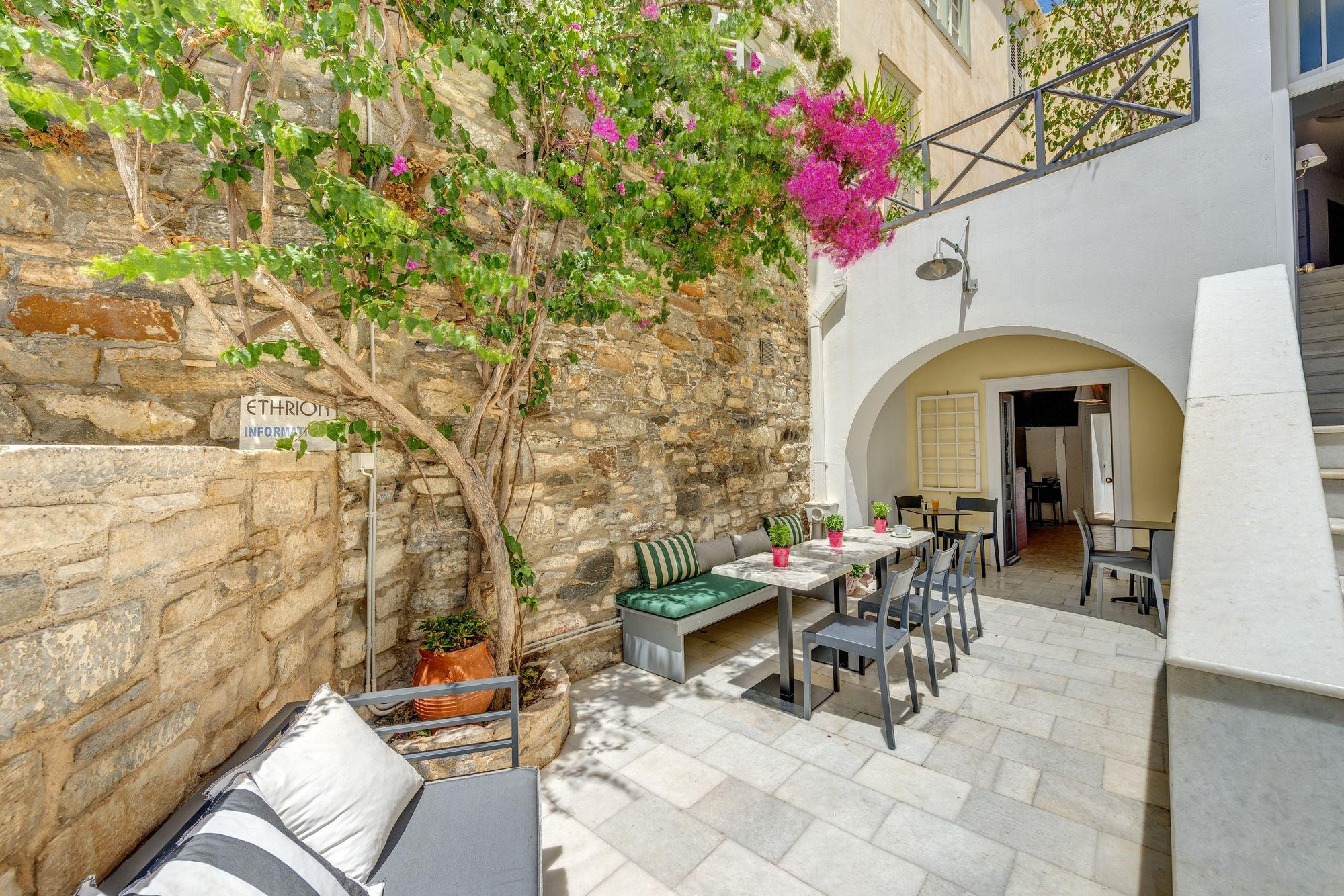 Ethrion Otel Ermoupoli Dış mekan fotoğraf